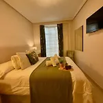 Cimadevilla Plaza Διαμέρισμα Οβιέδο